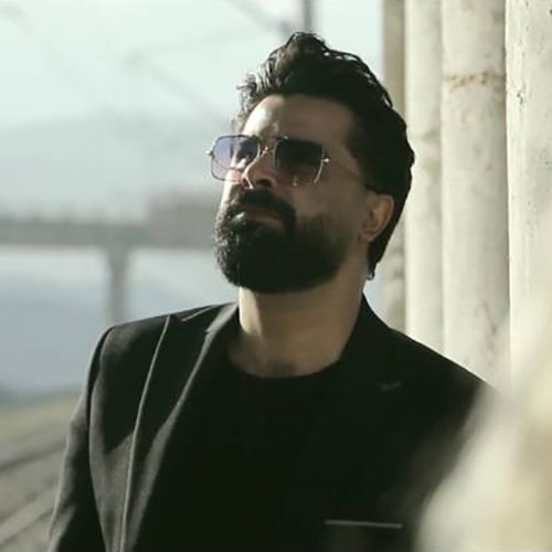 دانلود آهنگ حمید آکای بنام گوزلره باخ گوزلره