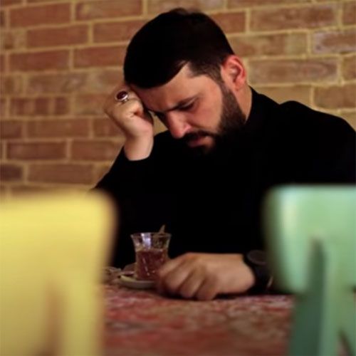 دانلود مداحی ترکی  پرویز حسینی بنام آقام اجازه ور گلیم