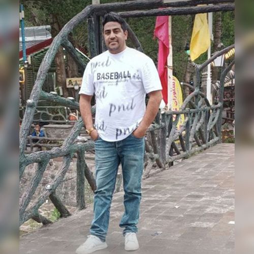 دانلود آهنگ وحید محمدزاده بنام آپاردین آپاردین