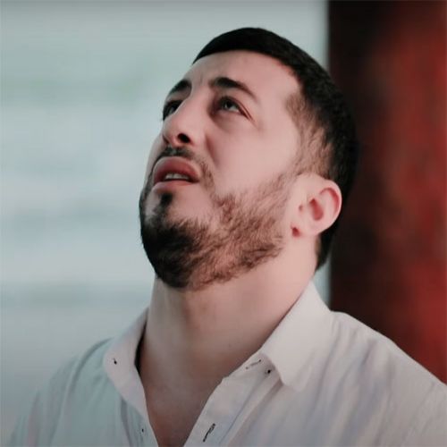 دانلود آهنگ زائور قلوزاده بنام منیم اورئیم دانلود آهنگ زائور قلوزاده بنام منیم اورئیم
